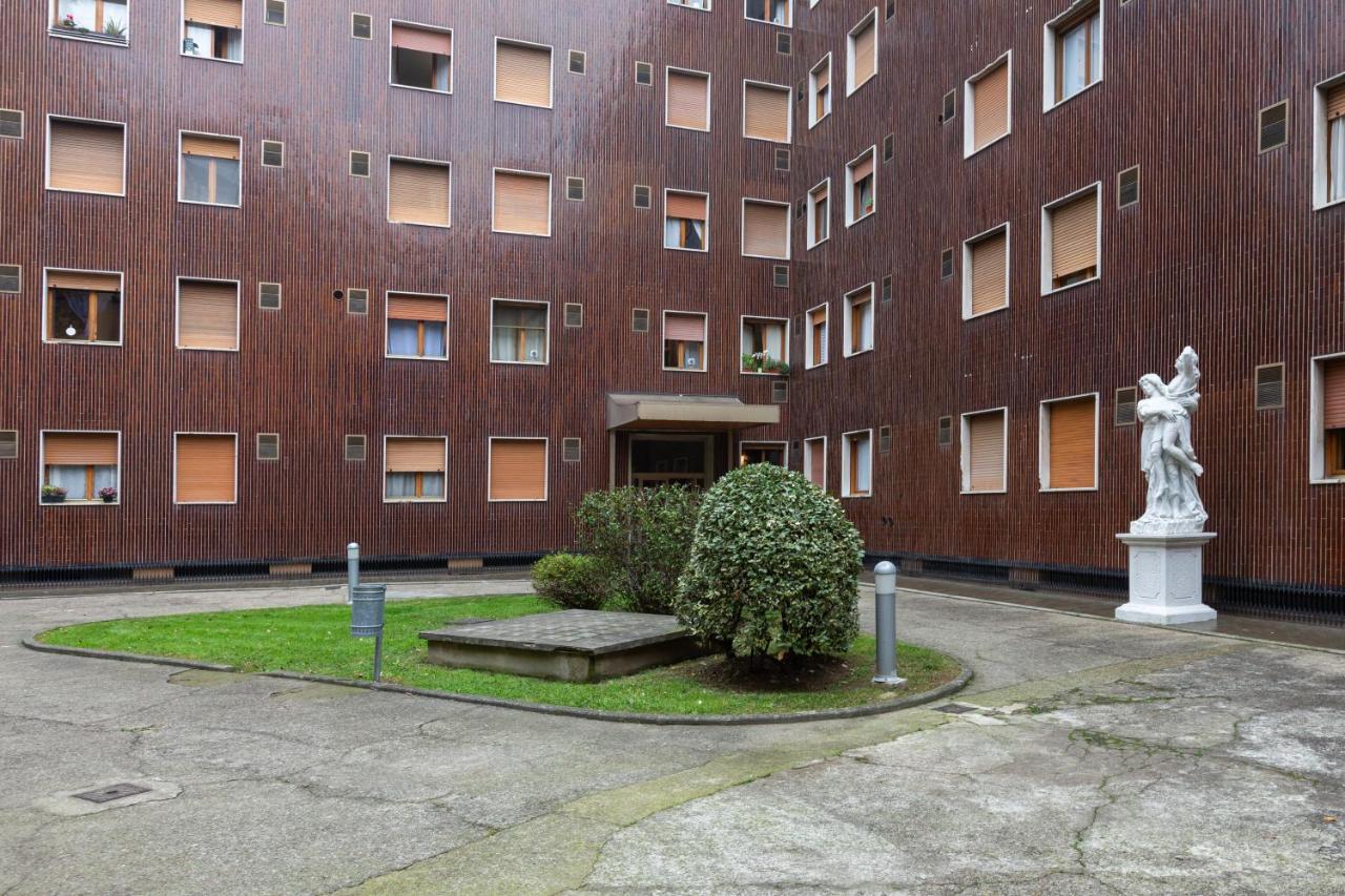 via Panizza - Grazioso monolocale, posizione elegante e centrale Milano Esterno foto